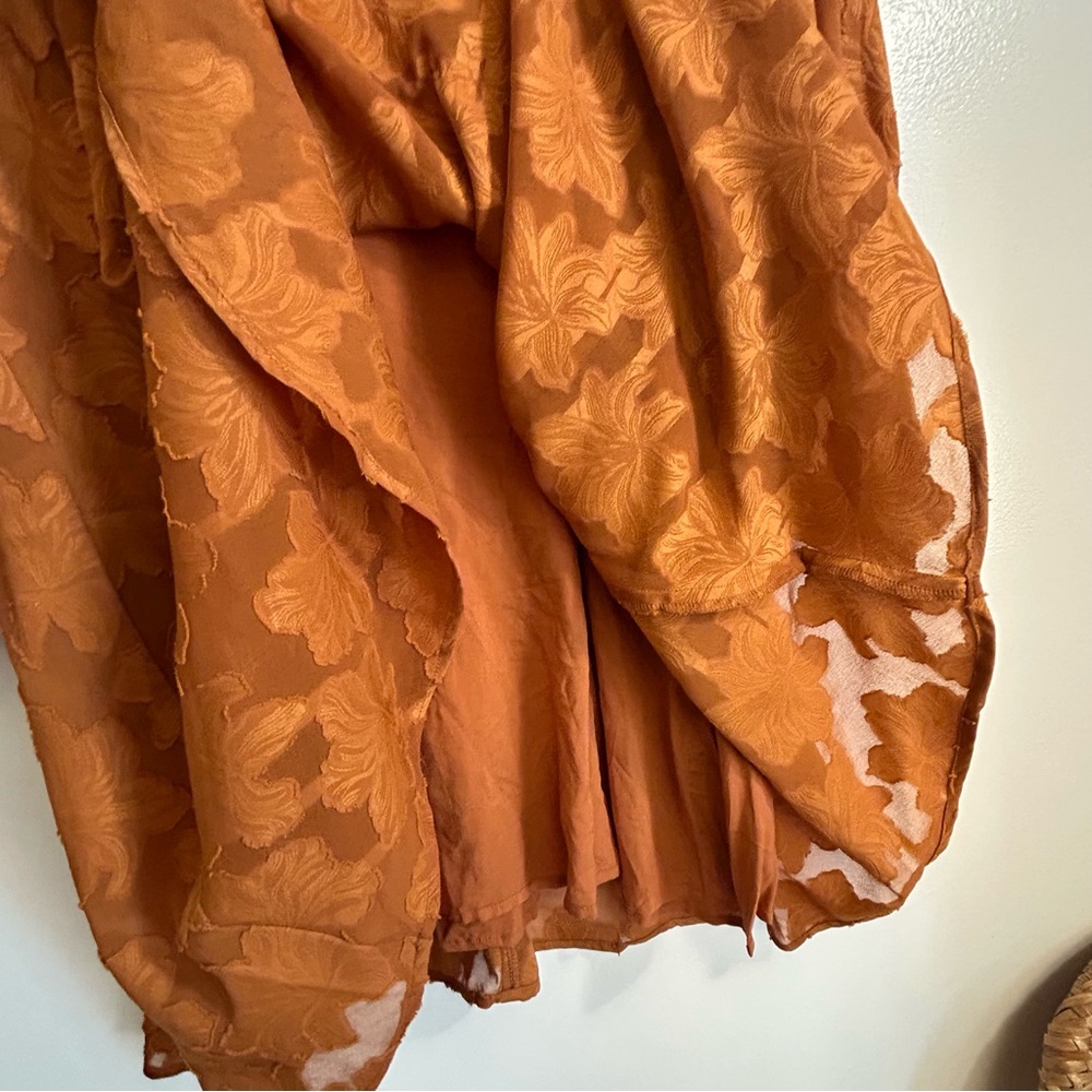 Elegant Orange Floral Dress - Picture 8 of 12